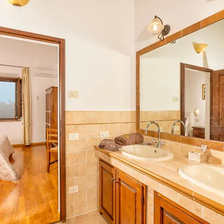 Farm stay Jacopo Baiocco & *